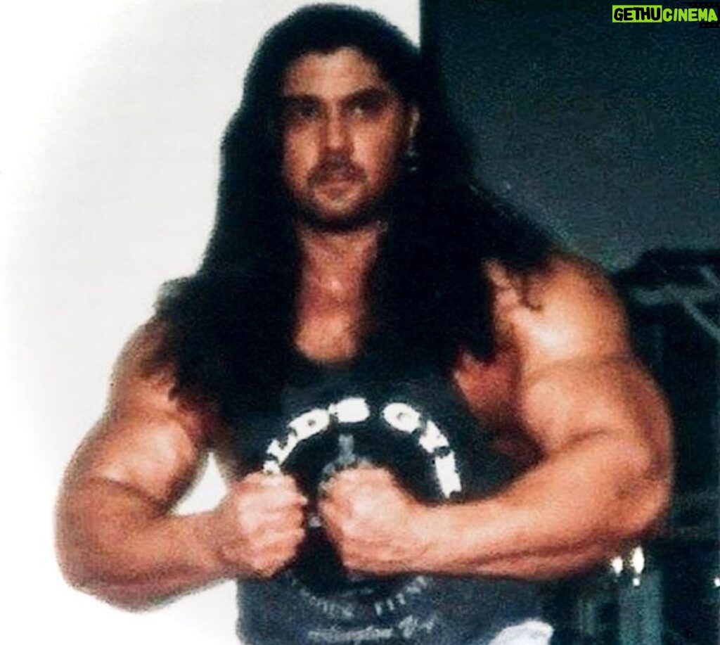 Dave Bautista Instagram - long hair, didn’t care #throwbackthursday #bodybuilding #hairstyle
