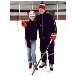 Dave Coulier Instagram - Every year during the holidays, we rent the ice for a day of family skating. Happy Holidays everyone!