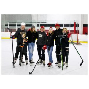 Dave Coulier Instagram - Every year during the holidays, we rent the ice for a day of family skating. Happy Holidays everyone!