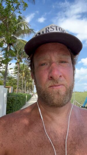 Dave Portnoy Instagram - This was a day ruiner.  I'm 5'10.5