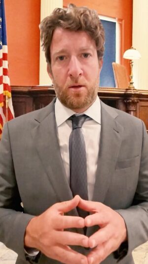 Dave Portnoy Instagram - If you or somebody you know has been harmed gambling on the NFL by @nflcommish and specifically the @Bengals on Thursday Football you may be entitled to damages.  please contact the Law Firm of  @TheCousinMike.  Let us work for you.  No settlement.  No fees.