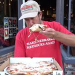 Dave Portnoy Instagram - Barstool Pizza Review - Yia Yia’s (Lincoln, NE)