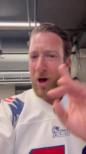Dave Portnoy Instagram - Emergency Press Conference - GET YOUR FEET IN BOUNDS