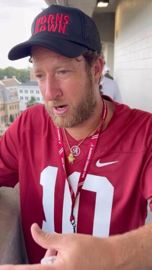 Dave Portnoy Instagram - Emergency Press Conference: I Have No Internet