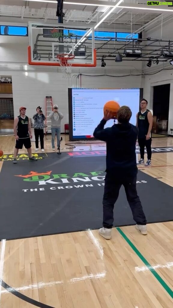 Dave Portnoy Instagram - The impossible made possible. 41 straight free throws, 16 hours and 7,608 attempts later. History. #DKPartner Ps - I may not have the prettiest shooting form but you can't spell broken shoulder without Heart.