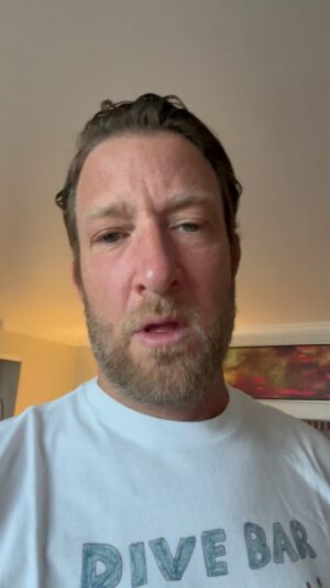 Dave Portnoy Instagram - I have a complaint about housekeeping in hotels folding dirty laundry and mixing it back with the clean clothes.  That is all.