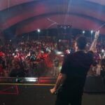Davi Kneip Instagram - Valeu Guriri/ES que show incrível @paradorinternacionalguriri ! Orgulho dividir o palco com @jorgeemateus @turmadopagode 🔥🙏