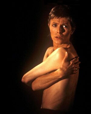 David Bowie Instagram - BOWIE & BING: THE FULL STORY BEHIND THE UNLIKELY CHRISTMAS DUET
 
“Peace on Earth, can it be, Can it be...”

Having already aired in the US, the UK got the chance to see David Bowie and Bing Crosby’s Christmas duet, Peace On Earth/Little Drummer Boy for the first time on this day in 1977.

Five years later the RCA release of the recording peaked at #3 for Christmas and the last week of 1982.

Thanks to Jason Draper for yet another in-depth piece which you can read over on Dig! via the link below.

David Bowie And Bing Crosby: The Full Story Behind The Unlikely Christmas Duet - https://www.thisisdig.com/feature/david-bowie-bing-crosby-peace-on-earth-little-drummer-boy-christmas-special-story/ (Linktree in bio)

#BowieForever #PeaceOnEarth #BowieBing