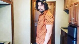 David Castañeda Instagram - Look good. Feel good.