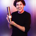David Dobrik Instagram - I JUST WON A PEOPLES CHOICE AWARD. Guys I cannot say this enough. This job is out of a dream. The proper words to explain my gratitude do not exist. Love y’all 🥳 THANK YOU THANK YOU