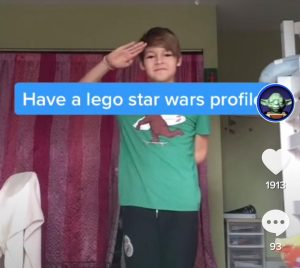 David Dobrik Instagram - ‪My 10 year old brother has made it his mission to get everyone in our family to change our profile pictures to lego Star Wars characters hahaha