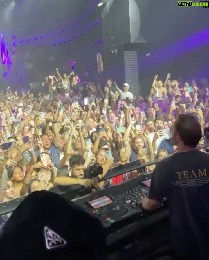 David Guetta Instagram - Definitely only in Ibiza!!!! A night to remember! Thanks to all my friends for coming to visit us @calvinharris @martingarrix @followthefishtv @shawnmendes Hï Ibiza