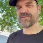 David Harbour Instagram - That’s my run. What’s yours? #ItsYourRun #RunHappy #sponsored
