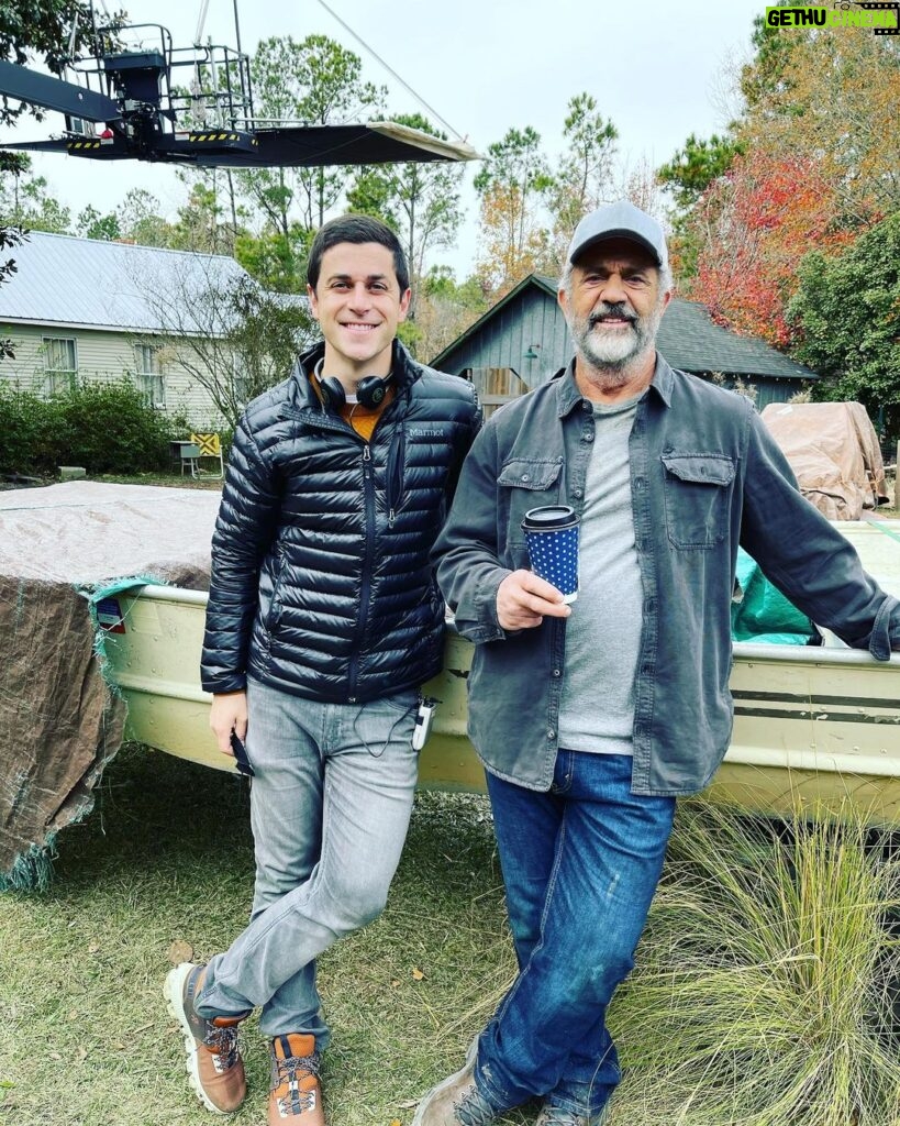 David Henrie Instagram - Having an absolute blast directing this man. Couldn’t be more humbled to work with and learn from him. He goes above and beyond to Entertain, Educate and Elevate. Let’s go. #boysofsummer #melgibson