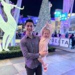 David Henrie Instagram - With the fam in LA having some fun before the Emmys on Sunday! Pia’s very excited 😂 . . . . . #LA #Trip #Dad #DadLife #Emmys #LosAngeles Peacock Theater