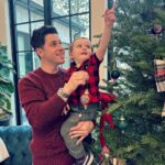 David Henrie Instagram - What are you Christmas traditions? One we do every year is ‘virtue ornaments’. The tree starts barren, and whenever the kids perform acts of virtue they’re rewarded with an ornament to put up on the tree! I want to hear your favorites below! . . . . . #Christmas #ChristmasTraditions #MerryChristmas #HappyHolidays #Traditions #Dad #DadLife