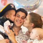 David Henrie Instagram - The greatest gifts I’ve ever been given in my 32 years of life are in this pic. Love you all and thank you for the birthday wishes. #deogratias