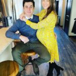David Henrie Instagram - Happy Sunday from me, Maria and little James who is ready to make his debut Christmas Eve!!! Sending all our love to you on this beautiful day. Grateful to have this amazing woman in my life who believes in me more then I do myself! #attitudeofgratitude