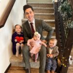 David Henrie Instagram - Happppppppy Sunday from the Henries! We love you all. . . . . . #Sunday #HappySunday #Family #HenrieFamily #Dad #DadLife