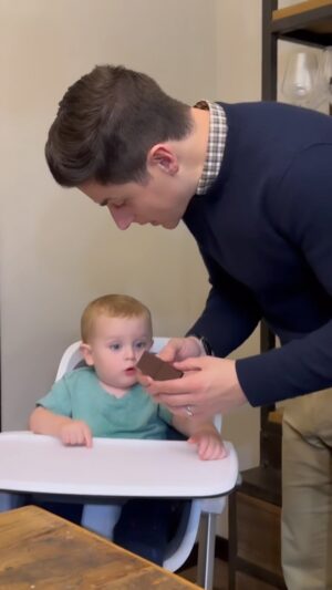 David Henrie Instagram - I did this with Pia when she was a bit younger than him and she failed…let’s see how this goes haha! 😂
.
.
.
.
.
#ChocolateChallenge #Funny #Kids #DadLife #Reel #Reels