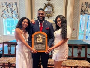 David Ortiz Instagram - Happy Father’s Day to all the dads out there those that  sacrifice themselves for their kids 🙌🏽🙌🏽🙌🏽