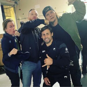 David Spade Instagram - The 4 stooges. 👊 👊👊👊@justin_gaethje @urijahfaber @theovon #ufc