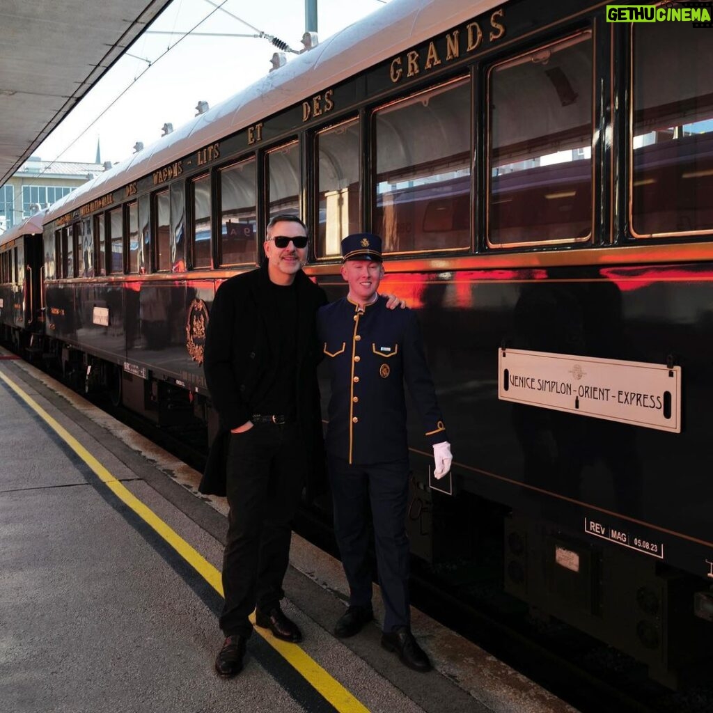 David Walliams Instagram - The most beautiful and luxurious way to travel @vsoetrain