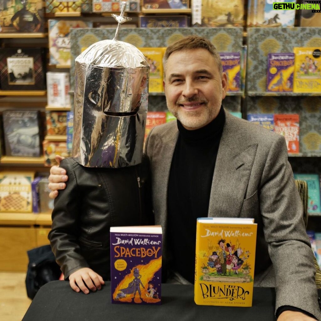 David Walliams Instagram - SPACEBOY! @mkwaterstones