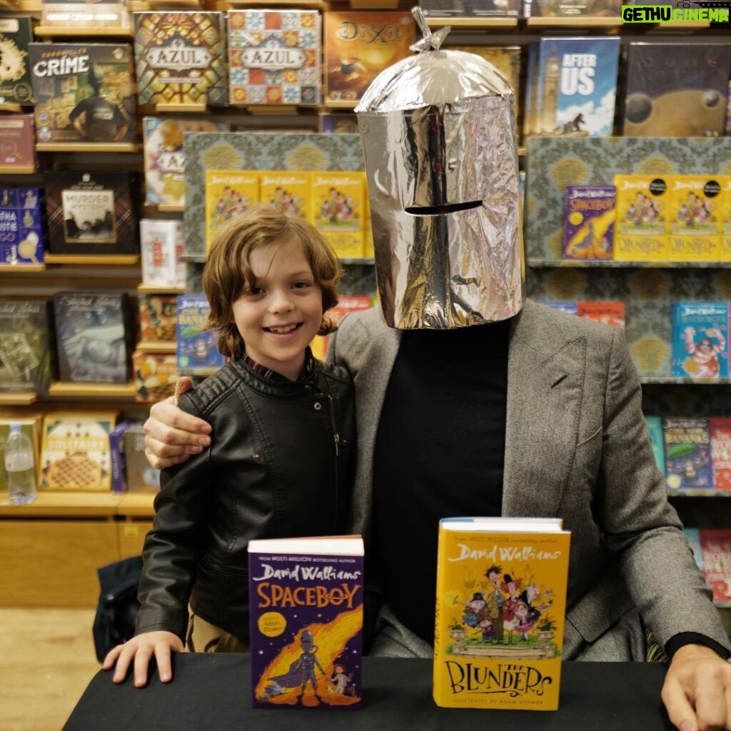 David Walliams Instagram - SPACEBOY! @mkwaterstones