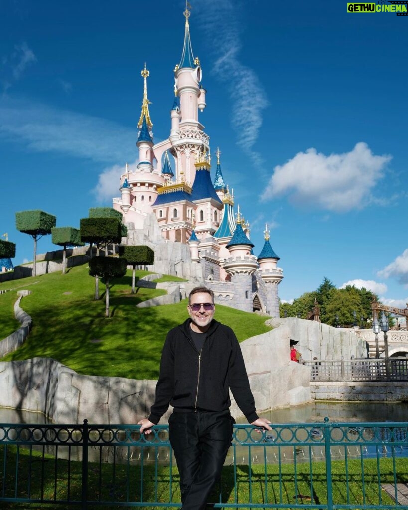 David Walliams Instagram - @disneylandparis