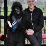 David Walliams Instagram – HAPPY WORLD BOOK DAY from Gertrude the gorilla & me. #worldbookday #codenamebananas