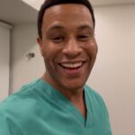DeVon Franklin Instagram - 🚨🚨🚨Please listen to me: Get on the GOD PATH! Whatever God’s path is for your life: commit to it now! It’s far better than anything we could plan for ourselves!!! “No eye has seen, no ear has heard, and no mind has imagined what God has prepared for those who love him.” - 1 Corinthians 2:9 I would have never imagined all that God is doing in my life. It’s a blessing to be able to act in @johnoleary.inspires amazing true story! 🔥🔥🔥 😮‍💨🙌🏾 #MondayMindset #GodPath #Grateful #OnFireMovie