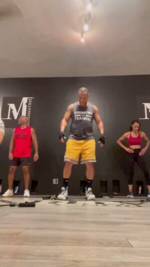 DeVon Franklin Instagram - Always a good time in the @donamatrixtraining !!! And no this video isn’t sped up, it’s just How We Do!!! It’s the 4th quarter of 2023, God does His best work in the 4th quarter, let’s go 🔥🔥🔥