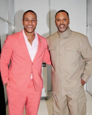 DeVon Franklin Instagram - You know my brother @toureroberts and I  had to come correct at #WomanEvolve23 @gq what’s up with a feature 🤣???🗣🔥
 
As iron sharpens iron so one man sharpens another! Honored to do life with you my brother 👊🏾‼️