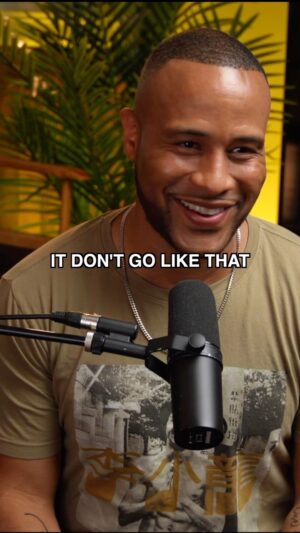 DeVon Franklin Instagram - Do you believe friendship is the foundation of a relationship or do you believe it can be built as you get to know the person romantically?

Tag a friend and let’s talk about it!

#love
#truthtalk
#datingdown
#relationships