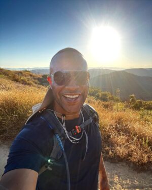 DeVon Franklin Instagram - Happy Friday! It doesn't matter what didn't work, it's about what's going to work. Do not give up! Let's go!🗣🔥