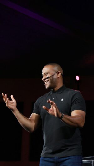 DeVon Franklin Instagram - SPEAK THIS LOVE AFFIRMATION OVER YOUR LIFE NOW! 🗣❤️‍🔥 

I Am One of One
I Am Creative
I Am Powerful
I Am Love
I Am Loved
I No Longer Self-Sabotage
I Am Success
I’m Security
I’m Authority
I’m In Alignment
I Will Not Wait To Love
Because I Am Love Right Now

Tag and share this with a friend who may need a reminder! Tap the link in my stories to watch Part 2 of my #ONEOFONE: The Truth About Being Single Sermon #WednesdayWord

#SelfLoveJourney
#LoveAffirmation
#Love