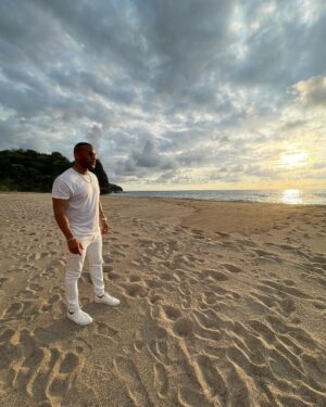 DeVon Franklin Instagram - Sometimes you gotta do some deep thinking about the direction of your life and if you’re heading where God is leading.  I’ve been in some deep introspection about this very subject lately. And I’ve been listening like never before to hear what God is saying. As you are on your journey of life, don’t be afraid to allow God to revise, redirect or reroute your path.

#bestill
#lifejourney
#selfreflection