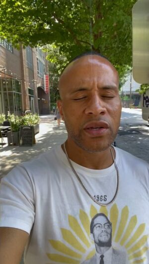 DeVon Franklin Instagram - I’m praying that you know opportunity is on the way. Own your identity now 🙏🏾

#prayerforyoutoday
#prayerforyou
#prayer