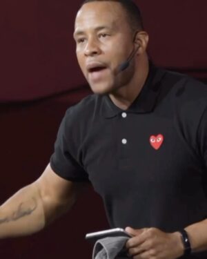 DeVon Franklin Instagram - I’m blown away! 1.3M VIEWS! Can you believe the #OneofOne series has over 1M views on YouTube! 

After becoming single again I discovered the true meaning of being single and I created this sermon series to help singles live their best lives! I’ve gotten messages from people from all around the world who have been blessed by the message. 

You are one of one, you are valuable, you are worthy and you are loved whether you are in a relationship or not. 

In the comments, share what you have taken way from this series that has helped your perspective! You can now watch all 6 parts on @one.online YouTube channel!🙏🏾❤️‍🔥