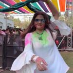 Deepshikha Nagpal Instagram - This is the real secret of life — to be completely engaged with what you are doing in the here and now. .… . . #playful #happines #sadguru #blessed #greatful #loveyourself #❤