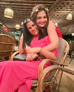 Deepshikha Nagpal Instagram - Having you as my friend makes every day a Valentine’s Day.”.
.
.
.
#friendship #bond #happyvalentinesday #fun #love #goa #happytime