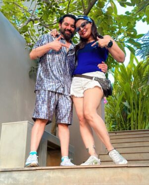 Deepshikha Nagpal Instagram - Having you as my friend makes every day a Valentine’s Day.”.
.
.
.
#friendship #bond #happyvalentinesday #fun #love #goa #happytime