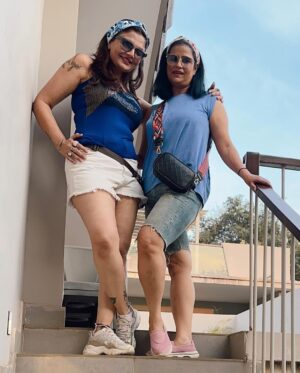Deepshikha Nagpal Instagram - Having you as my friend makes every day a Valentine’s Day.”.
.
.
.
#friendship #bond #happyvalentinesday #fun #love #goa #happytime