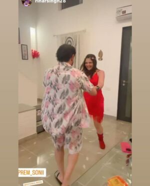 Deepshikha Nagpal Instagram - Having you as my friend makes every day a Valentine’s Day.”.
.
.
.
#friendship #bond #happyvalentinesday #fun #love #goa #happytime