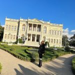 Demet Akalın Instagram - Milli saraylarımıza çiçek gibi bakan, müzecilik faaliyetlerinin dünyadaki benzerlerine eşdeğer yürütülmesini sağlayan @millisaraylar başkanı Sayın Yasin Yıldız’a teşekkürler 🌹🌹