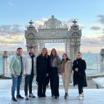 Demet Akalın Instagram - Milli saraylarımıza çiçek gibi bakan, müzecilik faaliyetlerinin dünyadaki benzerlerine eşdeğer yürütülmesini sağlayan @millisaraylar başkanı Sayın Yasin Yıldız’a teşekkürler 🌹🌹