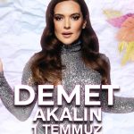 Demet Akalın Instagram - Hira için aldığım yaz iznim bitti🐣herşey evlatlar için ama bizi özleyenler var🥰💃eylül sonuna kadar full çalışalım sonra ben yine bi Miami yaparım😹💎bayramda Çeşmeden bodruma Erdekten Çınarcığa🐣💎bekleriz❤️🧿