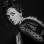 Demet Evgar Instagram - 🖤🎶🤍 kar beklerken 💋 @edzeali