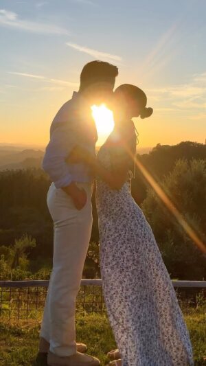 Derek Hough Instagram - Our Journey continues in the hills of Tuscany 🇮🇹 #honeymoon #mrandmrshough